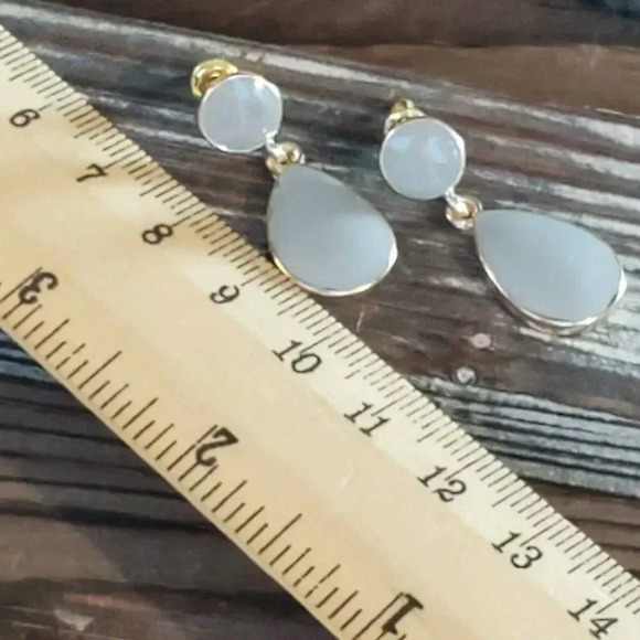 Mid Century Style Retro Cool Stormy Grey Gold Teardrop Enamel Earrings - Picture 7 of 7